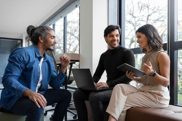 Team Discussion on Building a Solid SaaS Sales Funnel