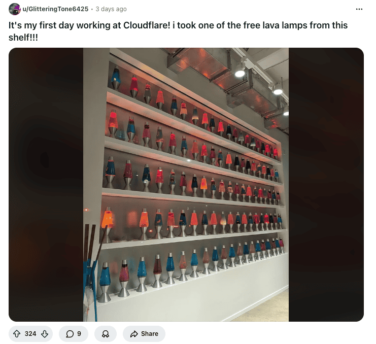 Reddit and Bluesky User Reactions to Cloudflare Down