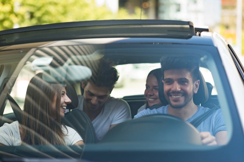 The Benefits of EVs for Corporate Car Sharing: Cost, Convenience, and Sustainability
