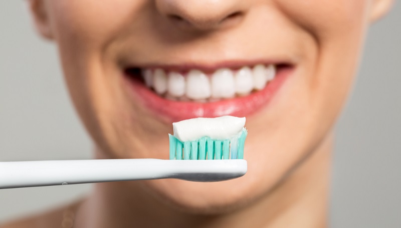 What is the Best Toothpaste for Bleeding Gums?