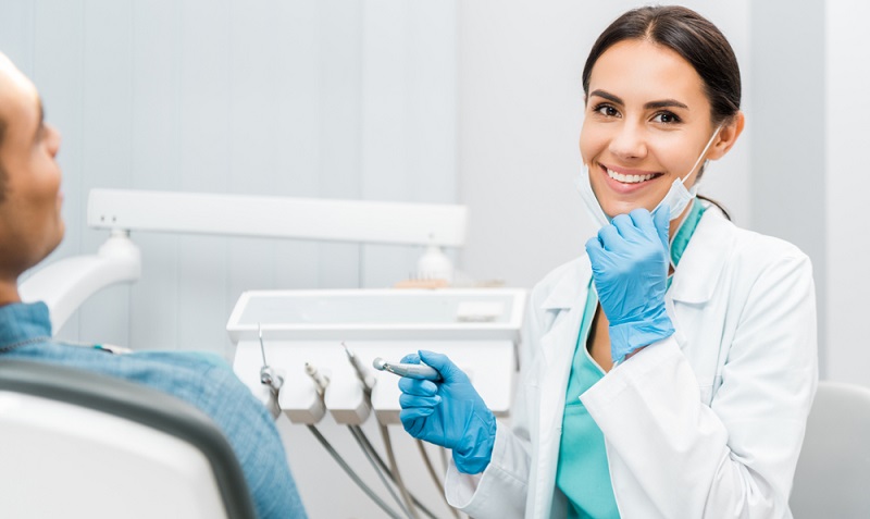 Orthodontist vs Dentist: How Is An Orthodontist Different From A Dentist?
