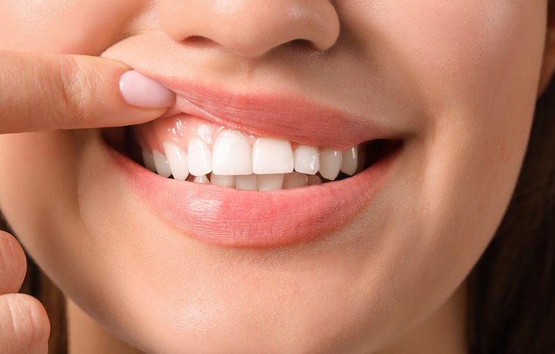 Understanding Tooth Enamel: Functions, Lifespan & Care Tips