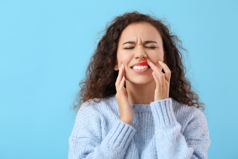 Gingivitis vs Periodontitis: Understanding the Key Differences
