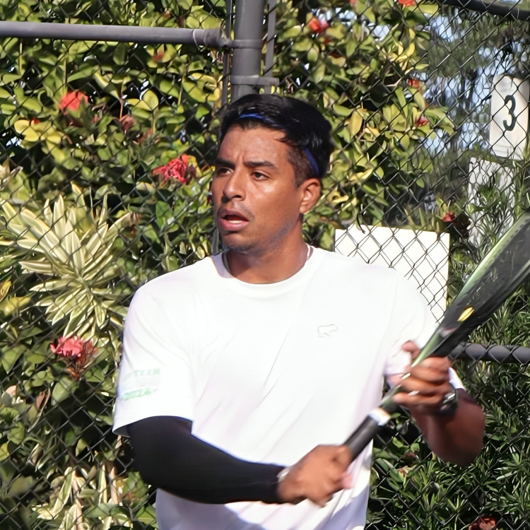 Carlos Sandoval - tennis coach in Miami