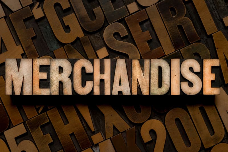 Types of Promotional Merchandise Image 