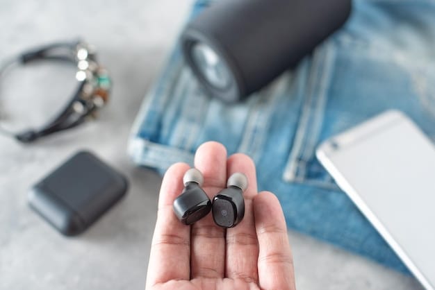 True wireless earbuds