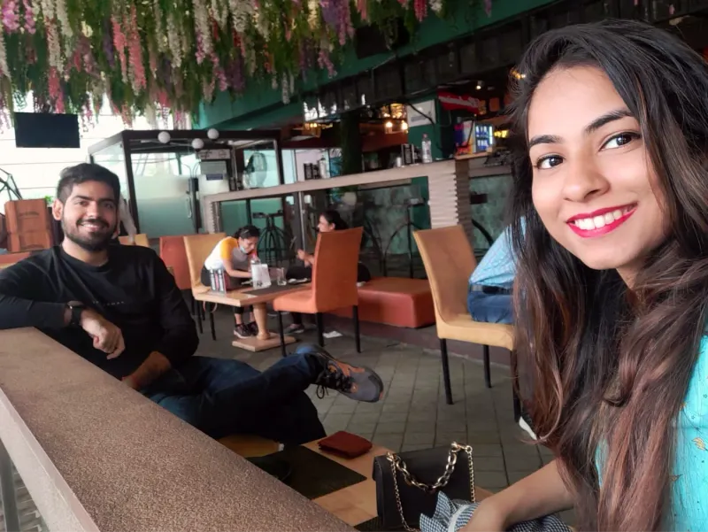 Himanshi & Rohit: Love with a hint of magic!