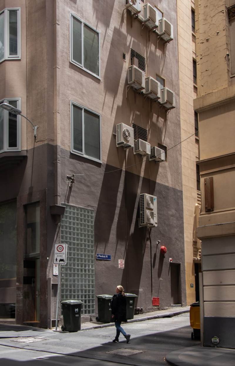 How can AC service providers successfully expand their business abroad?