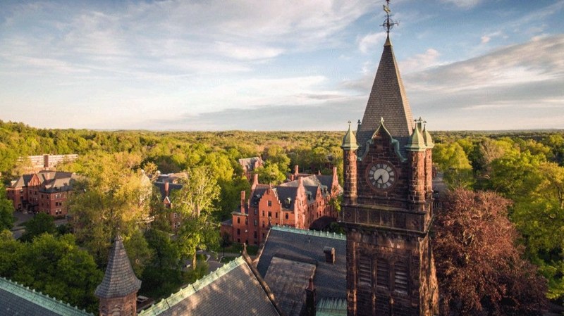 Mount Holyoke College