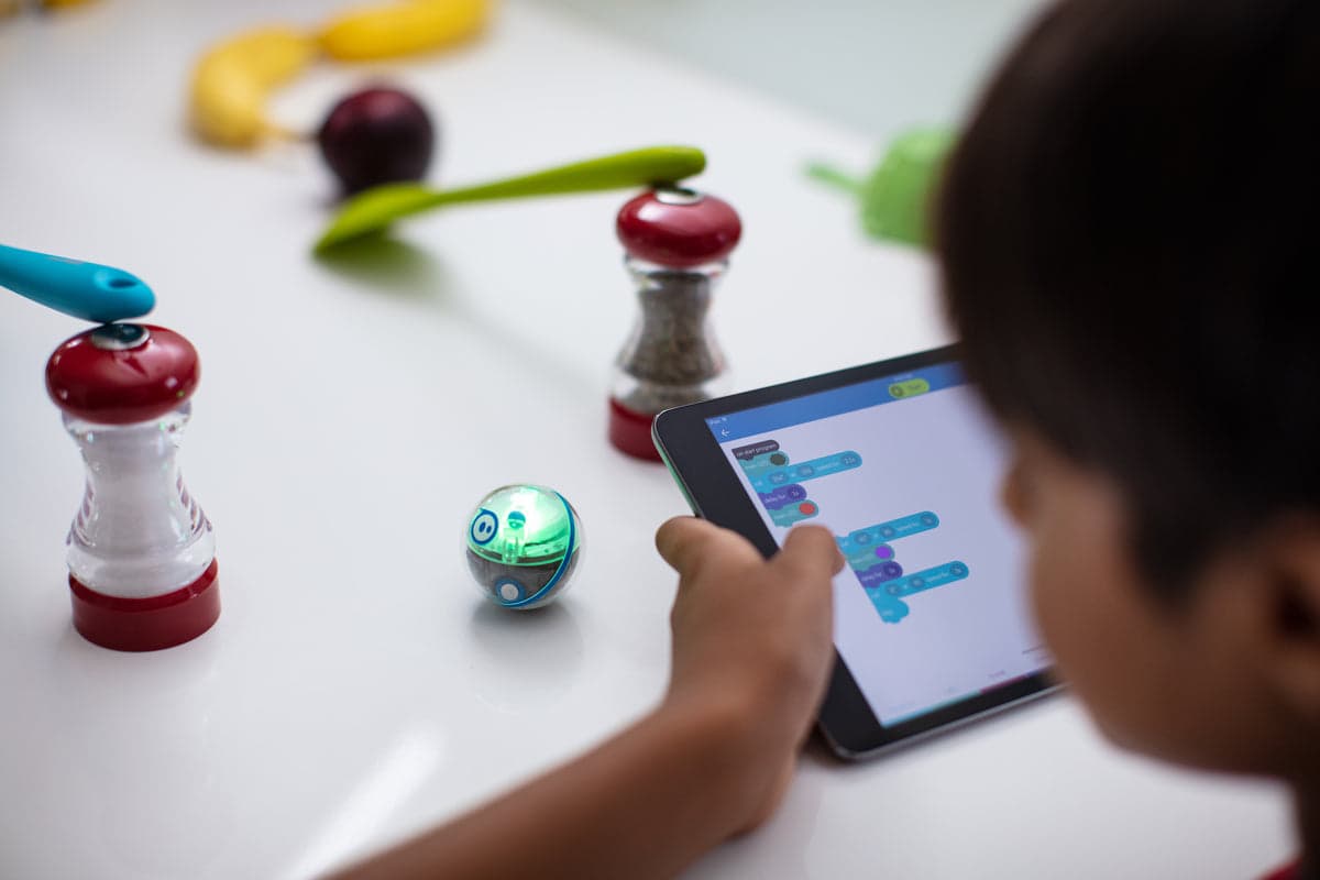 Coding, Computer Science & Robots for Kids with Autism | Sphero Blog