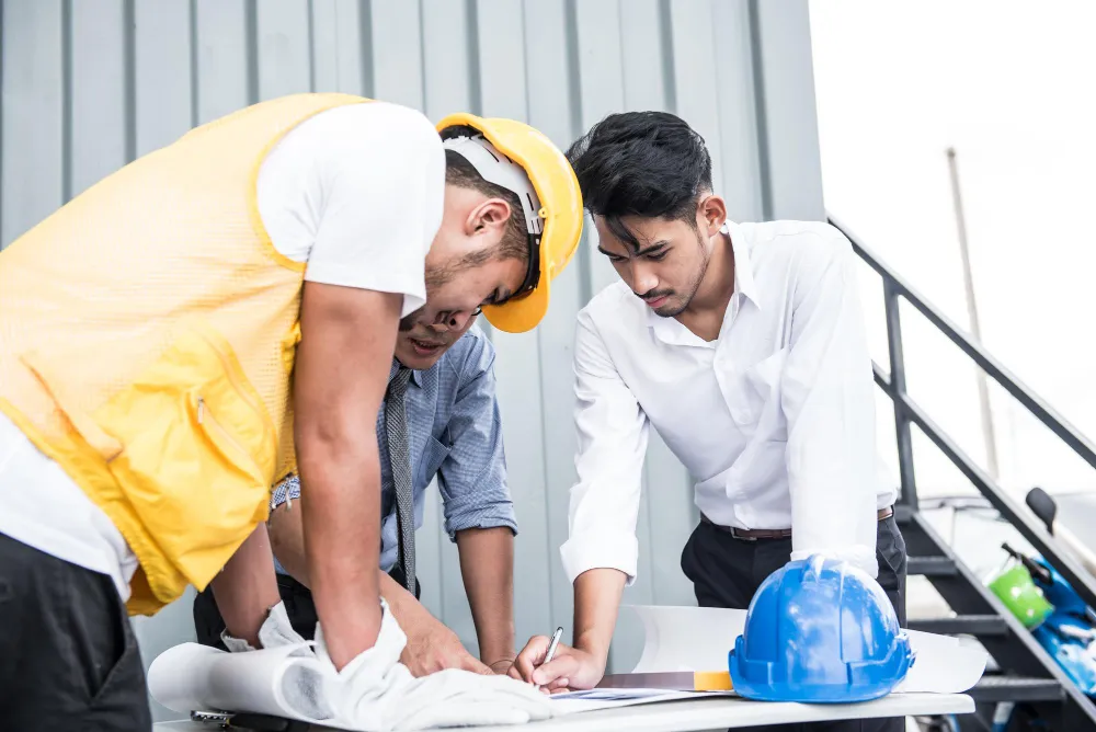 Essential Construction Worker Skills That Actually Get You Hired in 2025