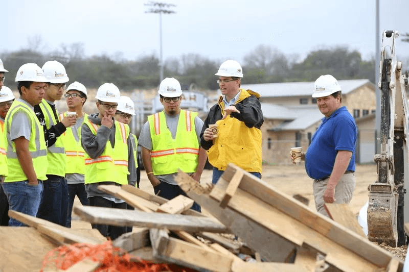 Bridging the Construction Labor Gap: How to Find Skilled Workers in 2025