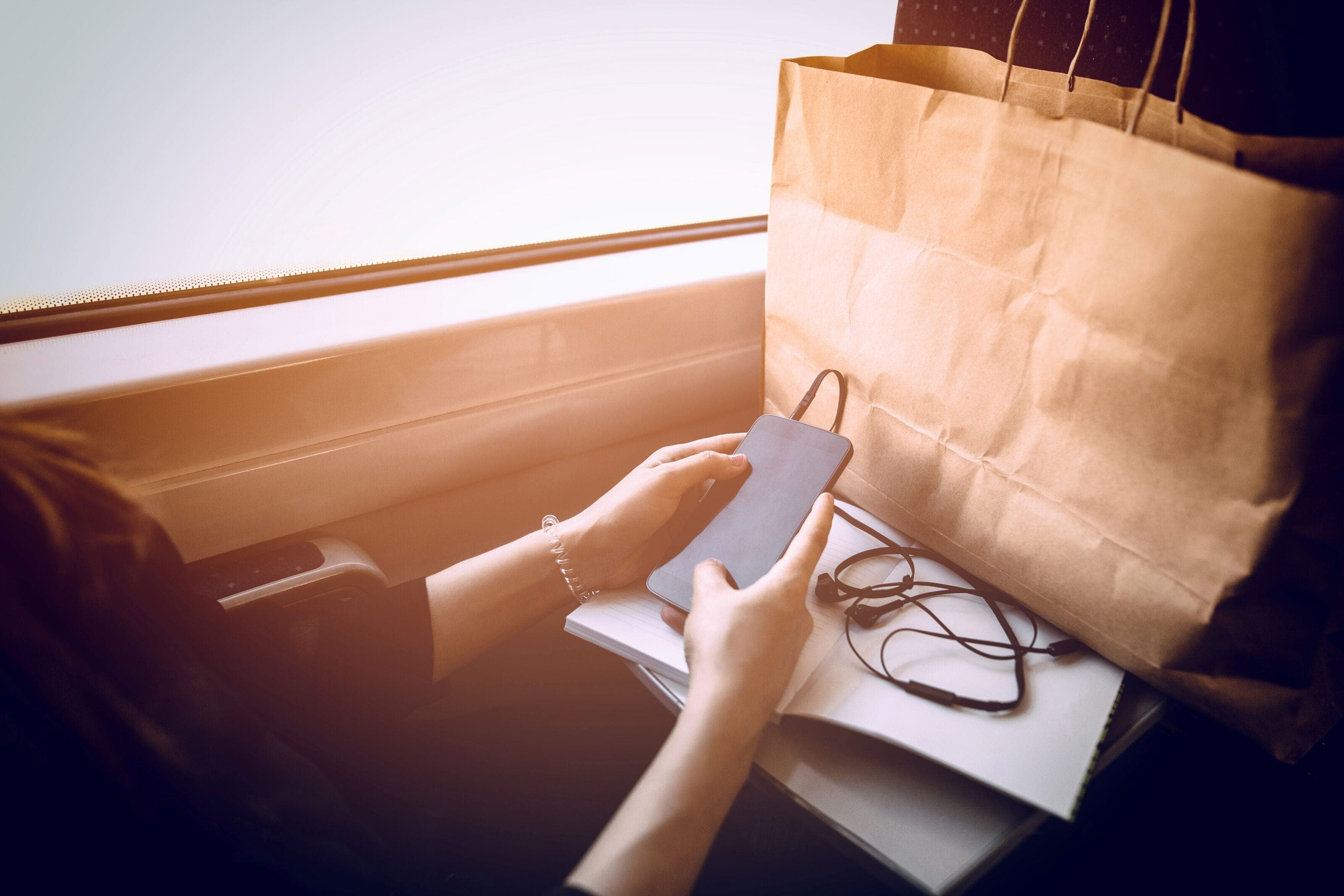 From Preview to Purchase: Boost Conversions with Immersive Mixed Reality Advertising