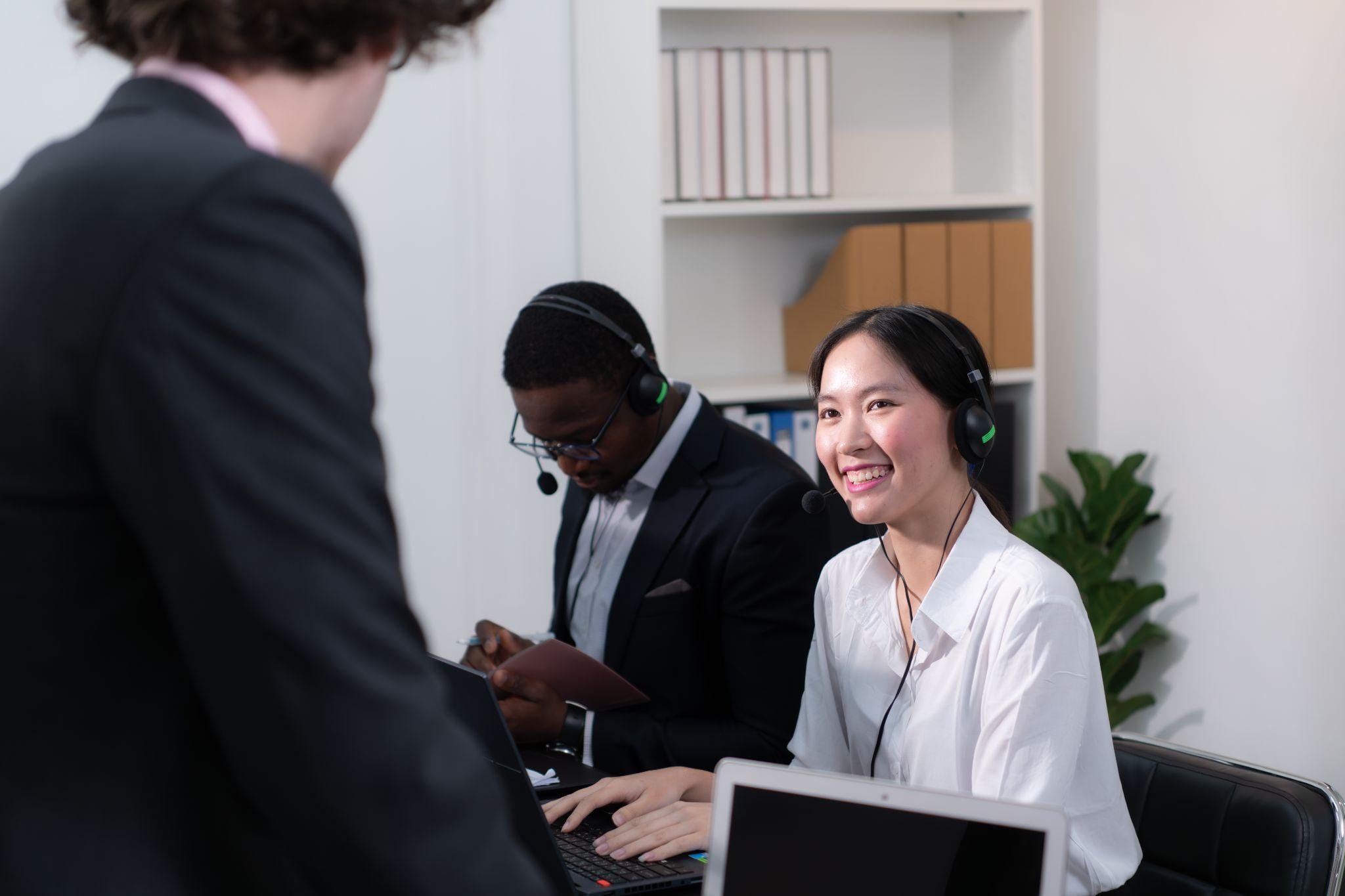 How AR is Enhancing Customer Service in Retail and eCommerce 