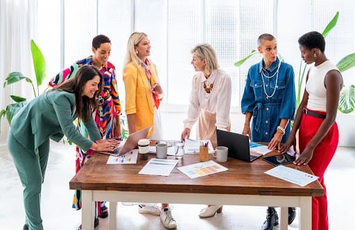 Creating Interactive Product Launches with Mixed Reality in Marketing