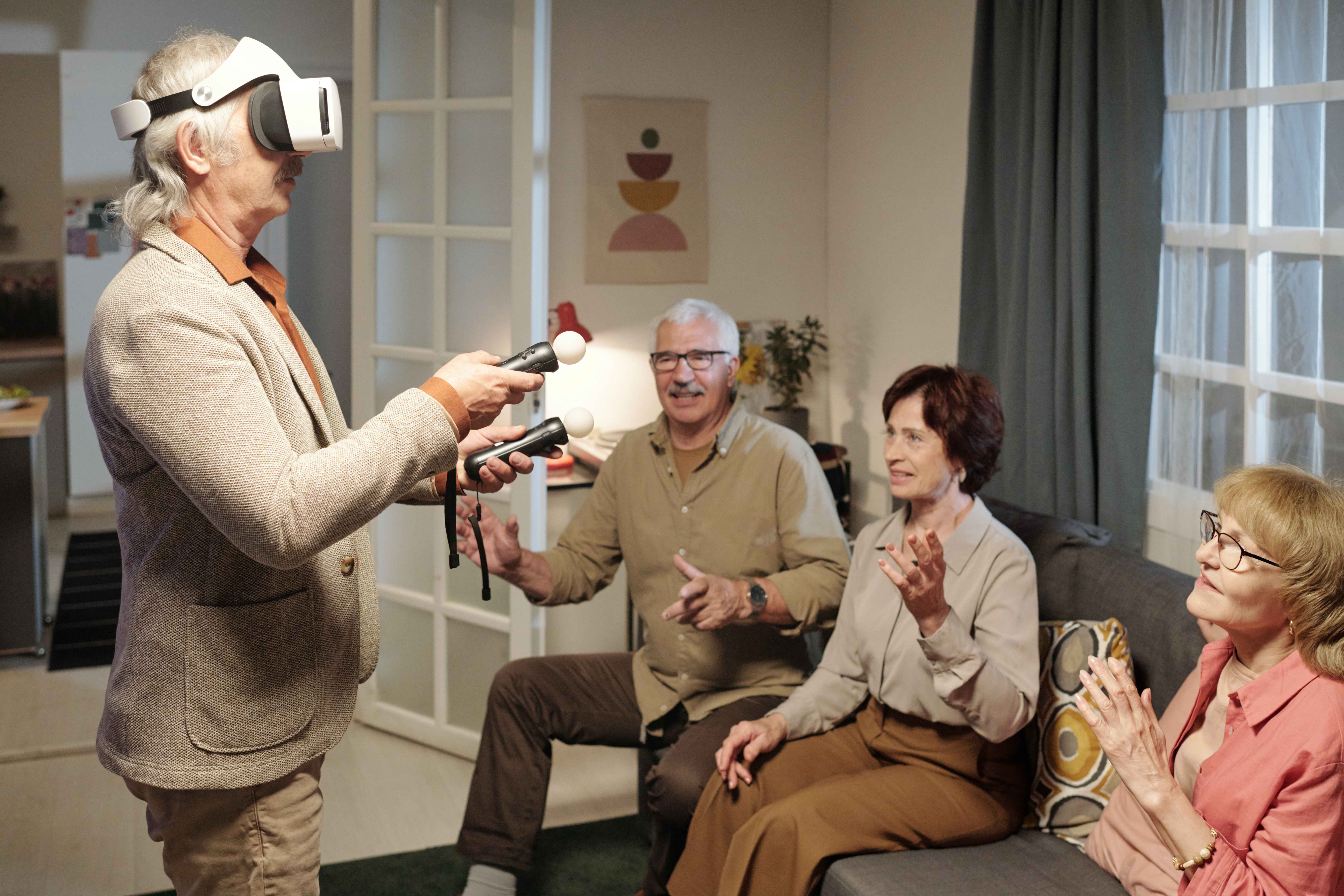 Time Travel of Older People Through Virtual Reality