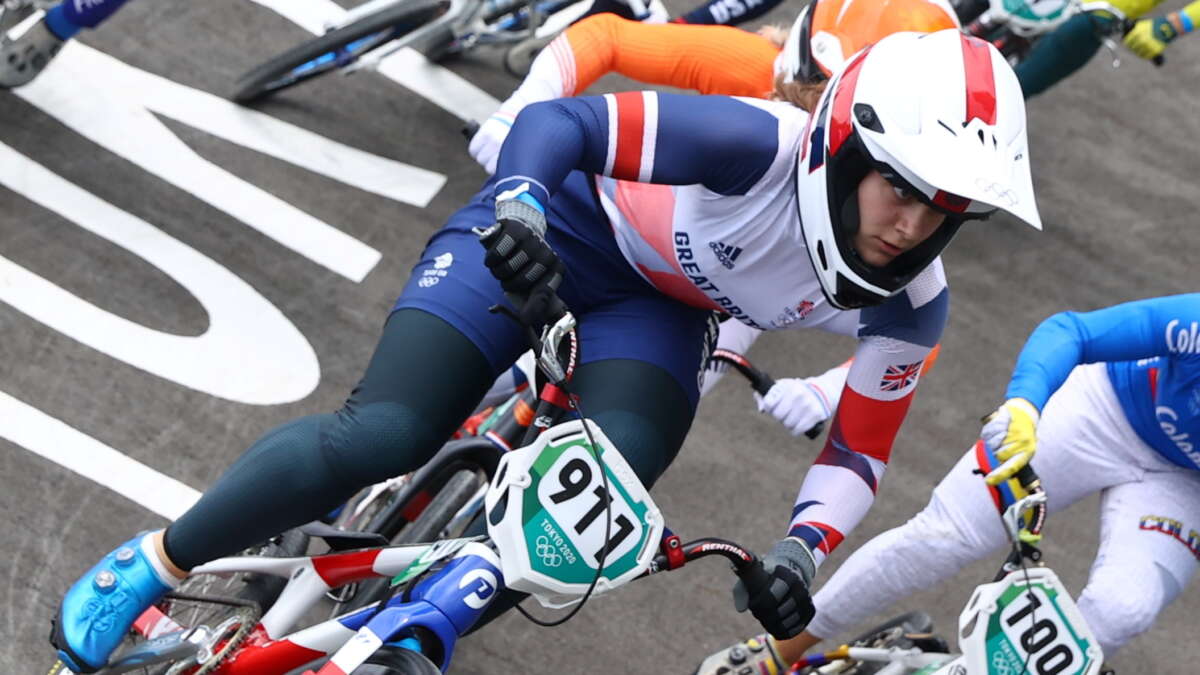 Olympics-Cycling-Britain’s Shriever wins gold in women’s BMX