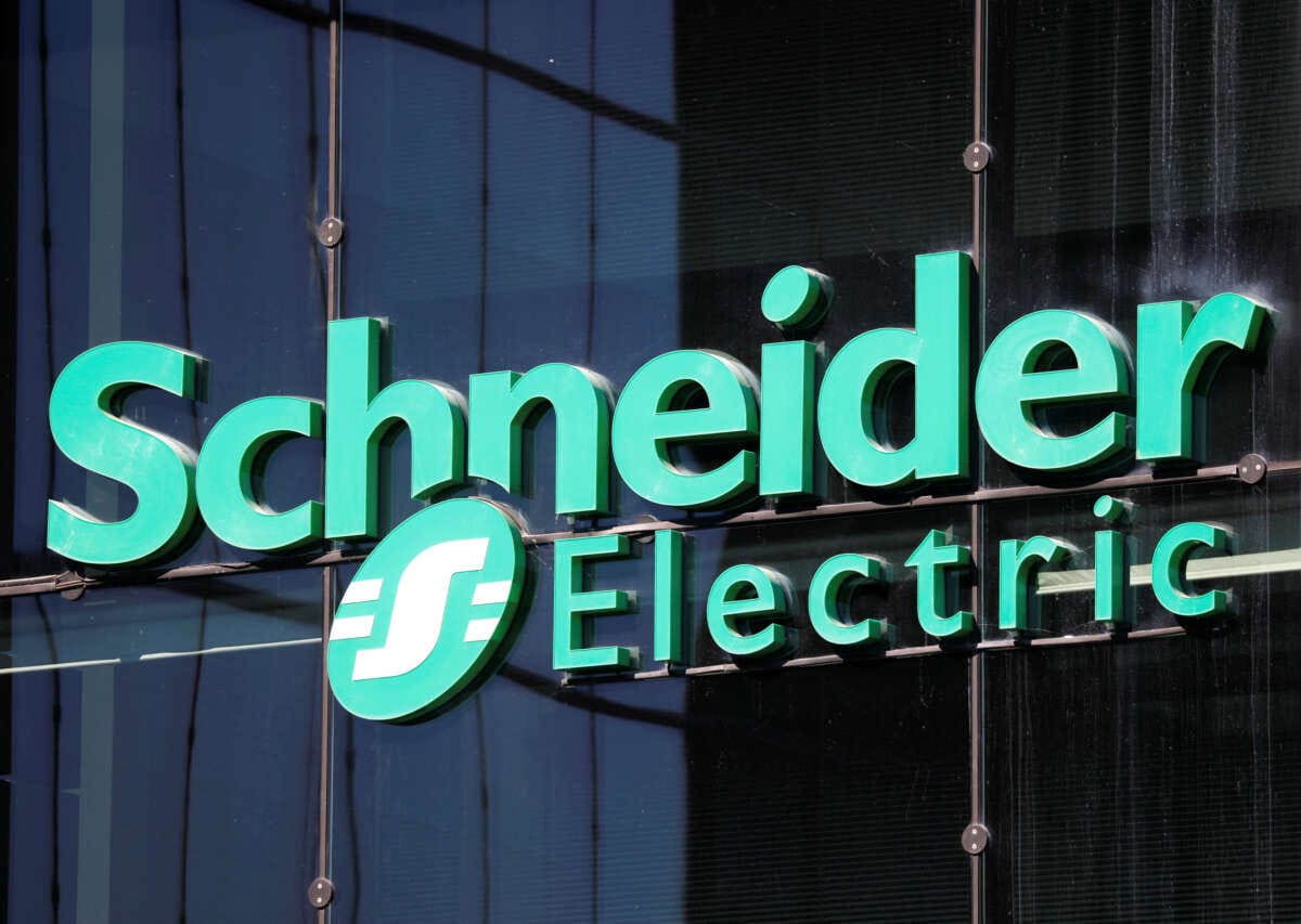 France’s Schneider considers full buyout of AVEVA