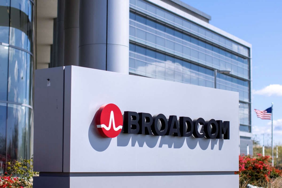 EU opens antitrust probe into Broadcom’s $61 billion VMware bid