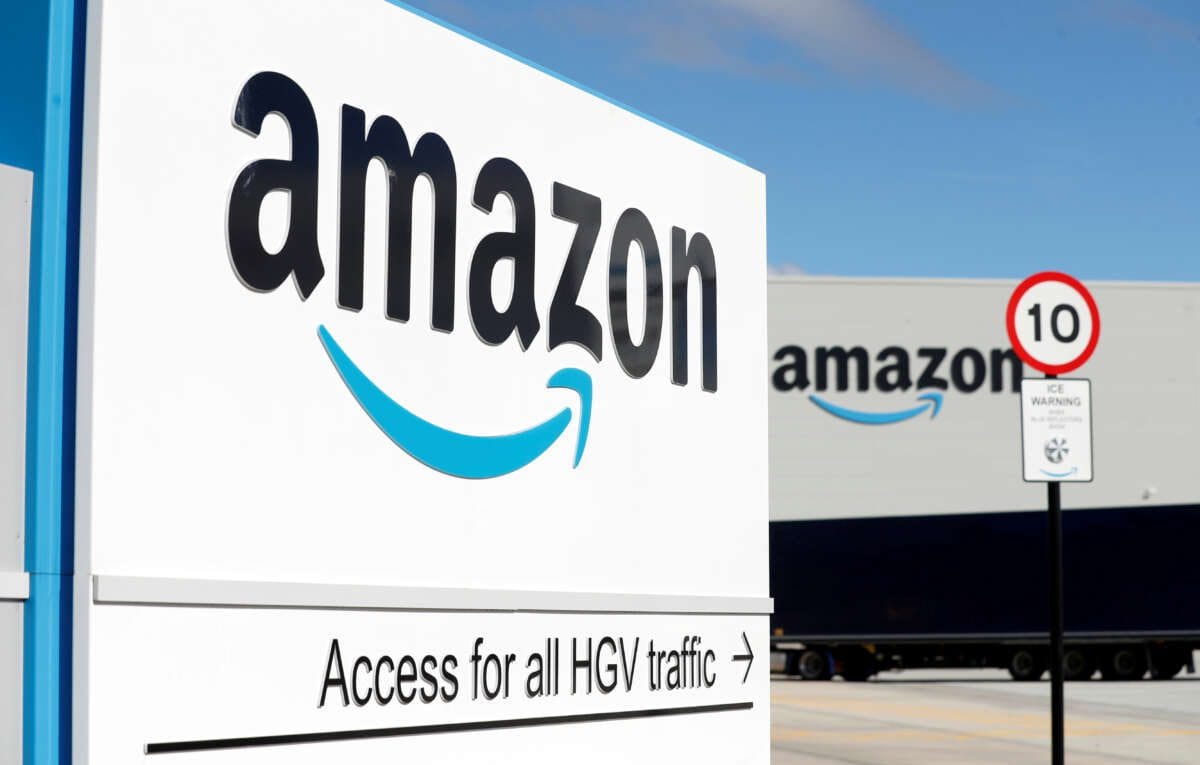 Amazon loses bid to throw out case by UK drivers seeking worker rights