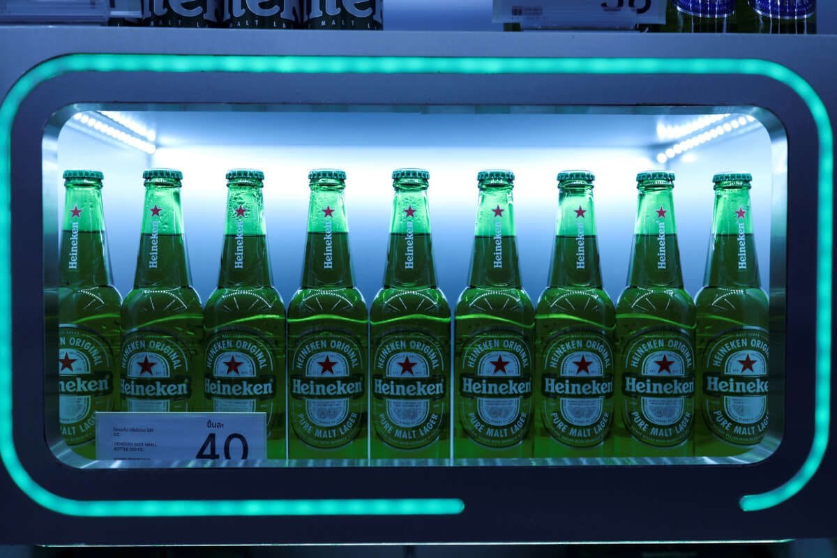Heineken sees Europe resilience offseting Asia slowdown risk