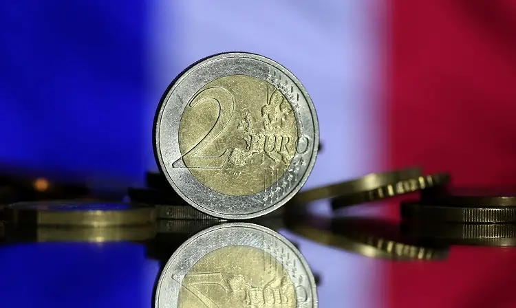 French asset prices swing as investors grapple with election result