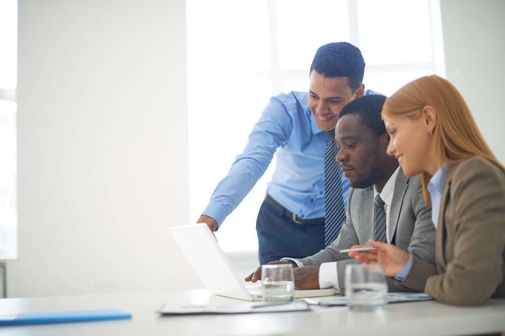 Micro-management is NOT a dirty word… (plus 4 more modern leadership pillars that build successful companies from scratch)