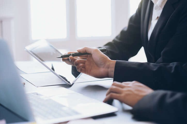 Navigating Financial Advisory with Andrew Pravlik: What to Expect When Working with a Financial Advisor