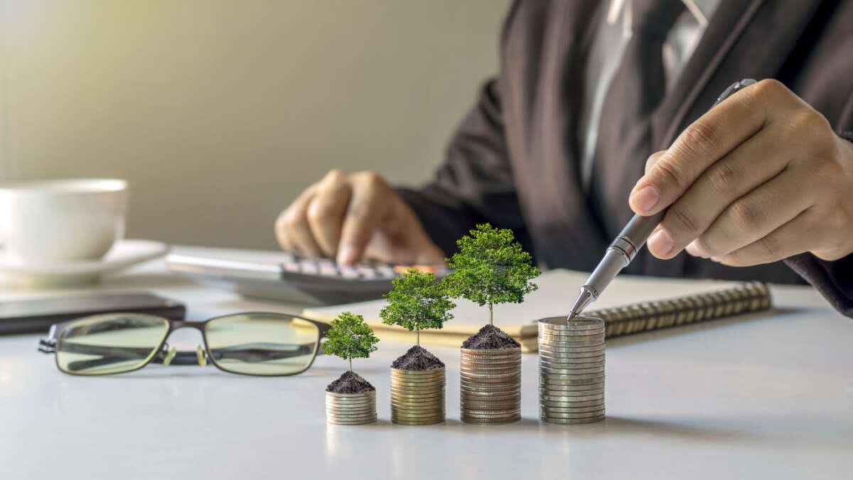 Why have SMEs been underserved by the payments industry?