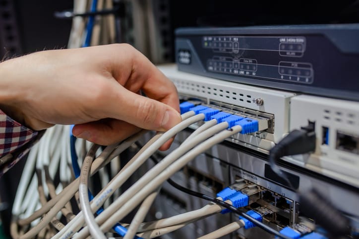 How Bloom Energy Can Decarbonize the Data Center Industry 