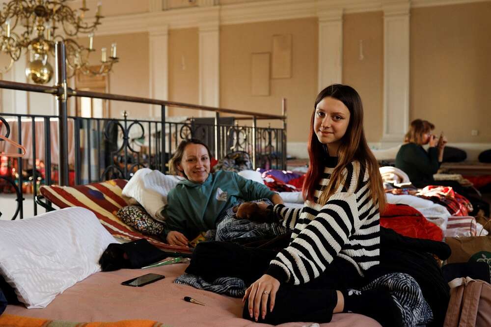 Ukrainian refugees hope for peace, but more expected to flee