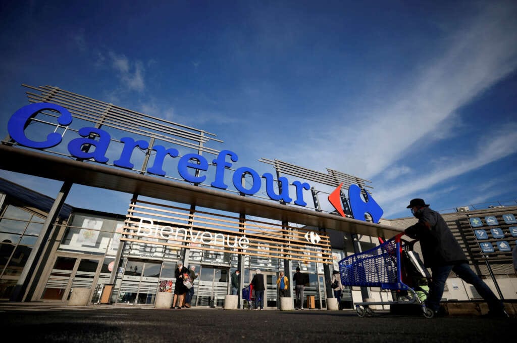 French retailer Carrefour to freeze prices on 100 products to tackle inflation