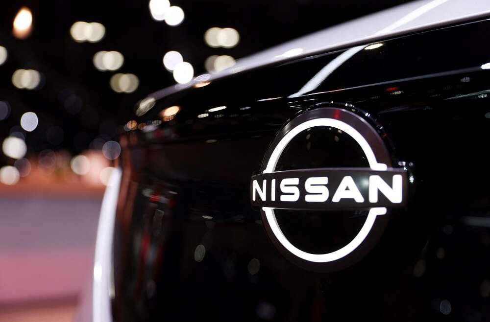 Nissan and Renault agree to overhaul alliance, this time as equals