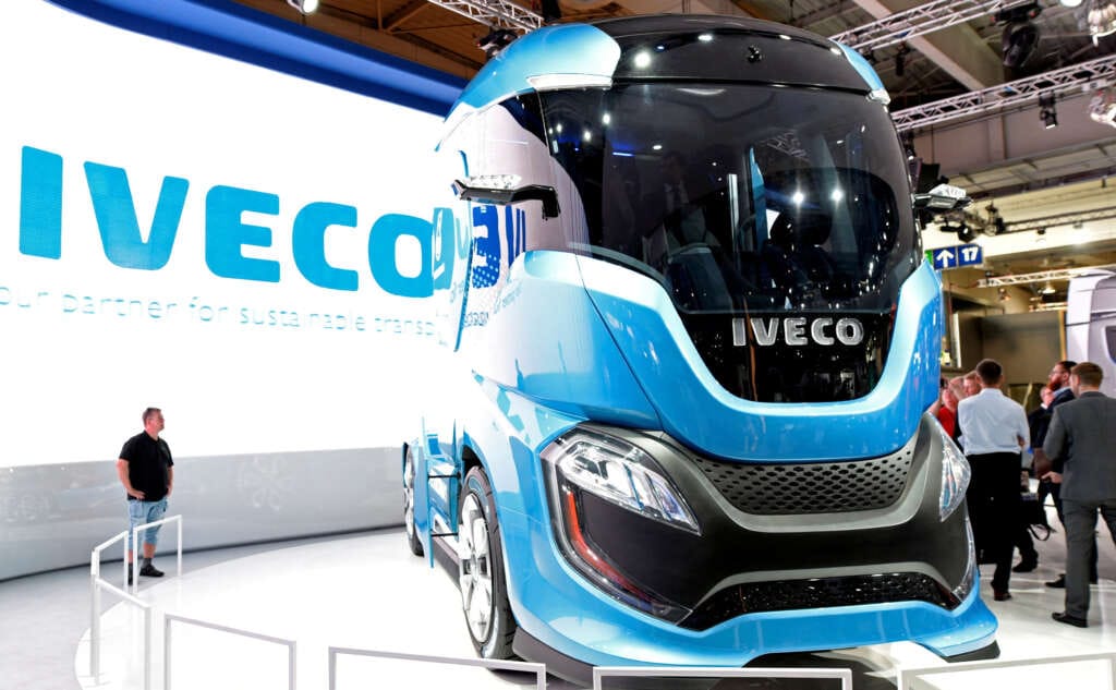 Iveco to transfer Nordic retail and commercial operations to Hedin
