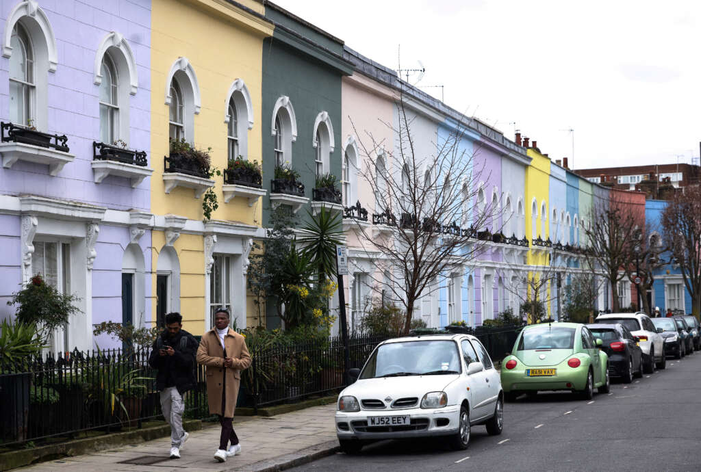 UK housing market weakness continues, improvement on the horizon – RICS