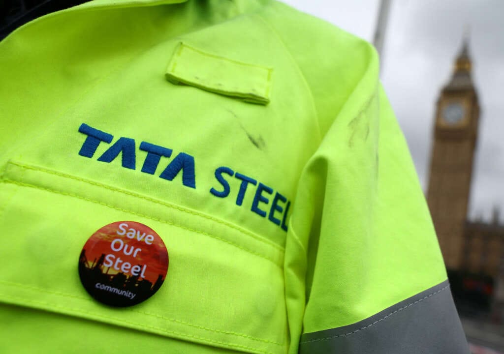 Britain hands $621 million to Tata Steel, 3,000 jobs could go