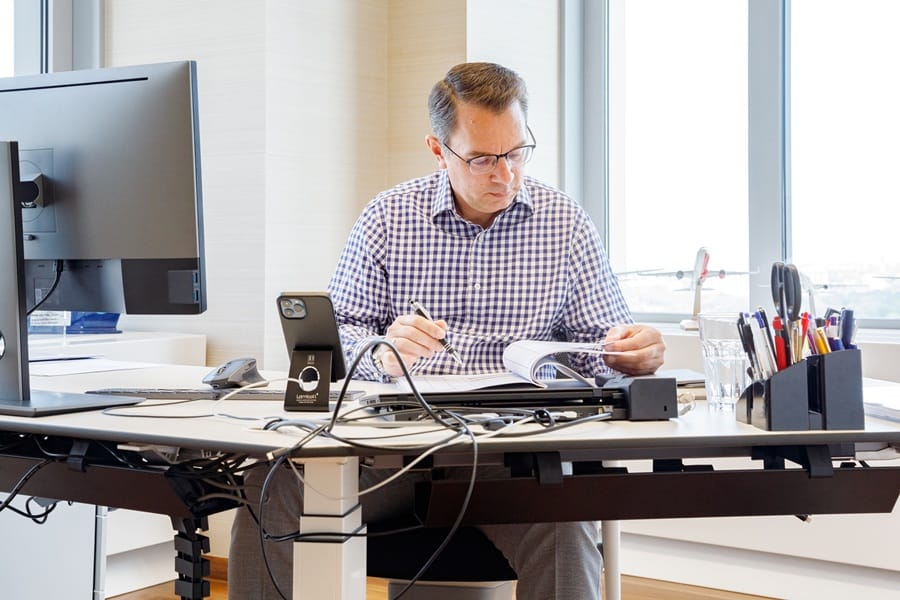 Christian Nuehlen Leads Aircraft Finance Germany’s Growth Through Strategic Expansion and Market Adaptability