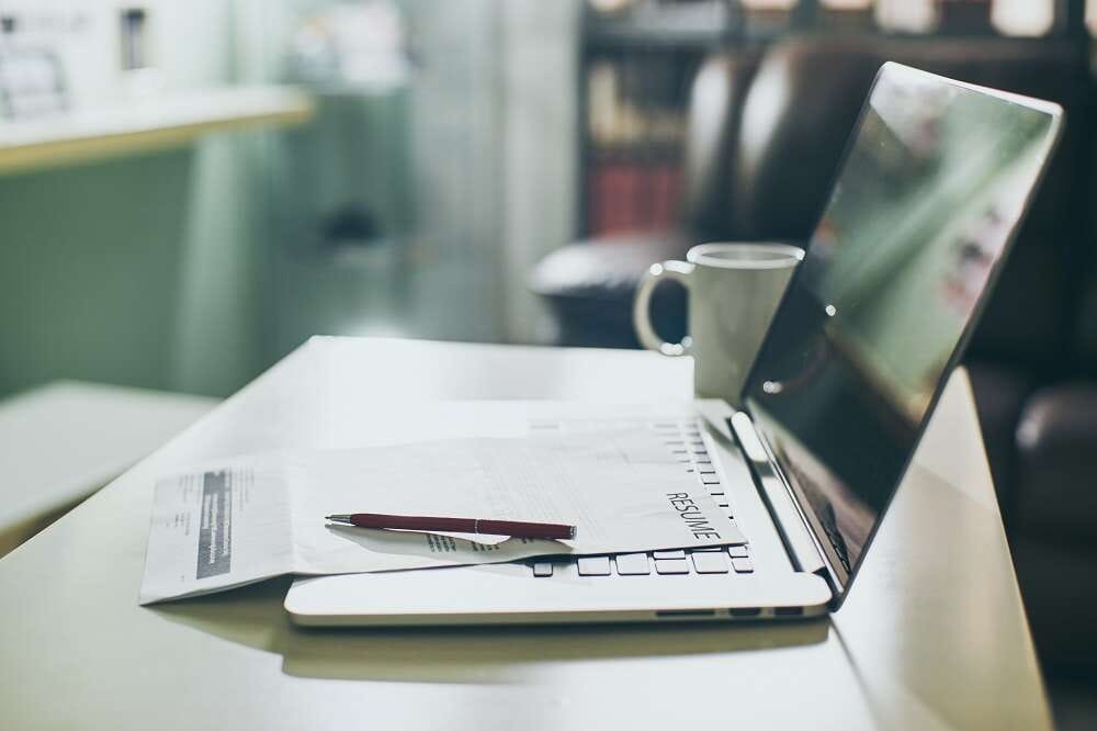 Latest data: healthcare vacancies show signs of stabilising while applications rise