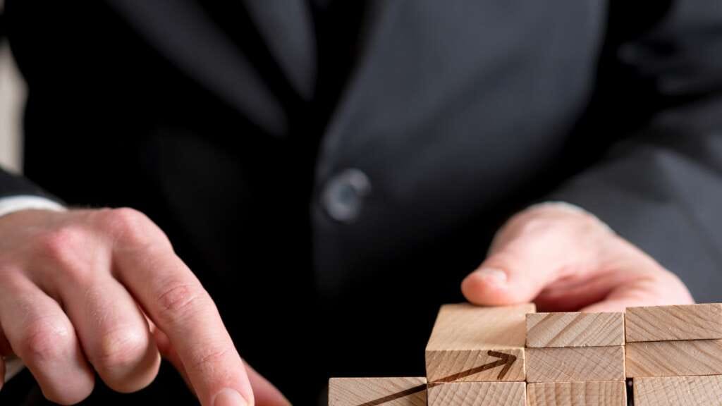 Comparison Between Horizontal and Vertical Integration