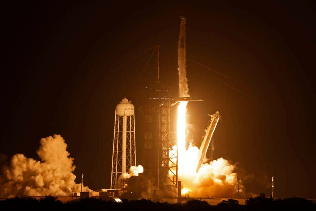 NASA, SpaceX launch 4 more astronauts into orbit on flight to space station