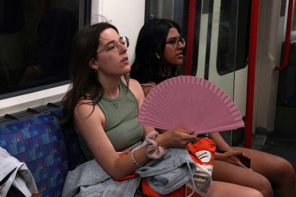 Britain on course for hottest day on record