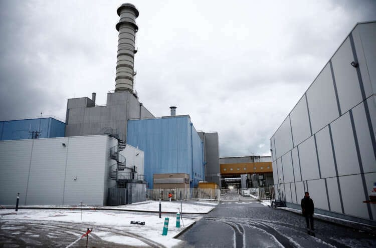 France seeks strategy as nuclear waste site risks saturation point