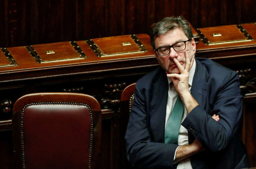 Italy’s finances creak as budget deficit climbs in Q1