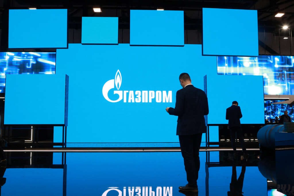 Gazprom’s board to consider buying shares