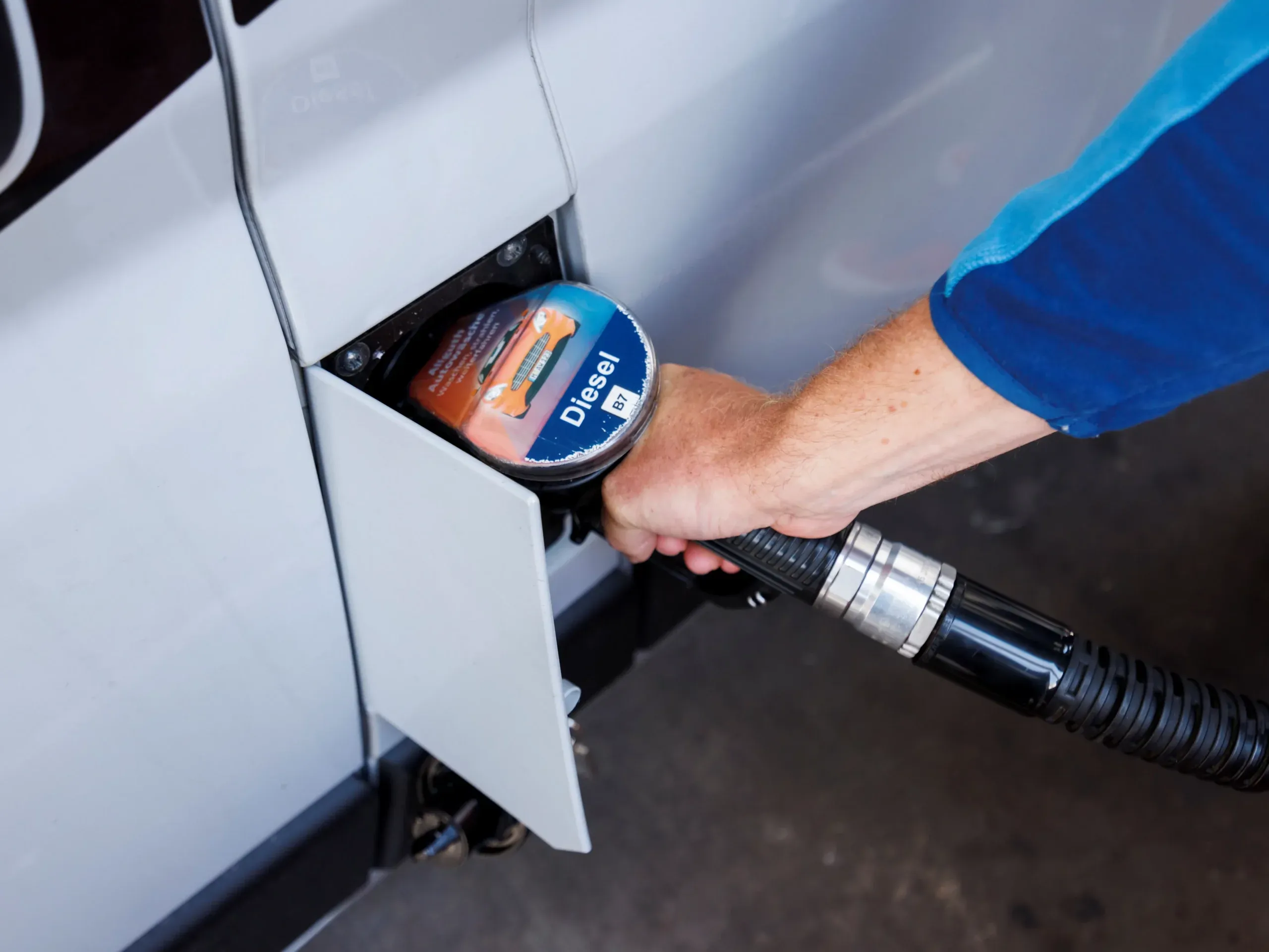 Sluggish demand and oversupply sap European diesel markets