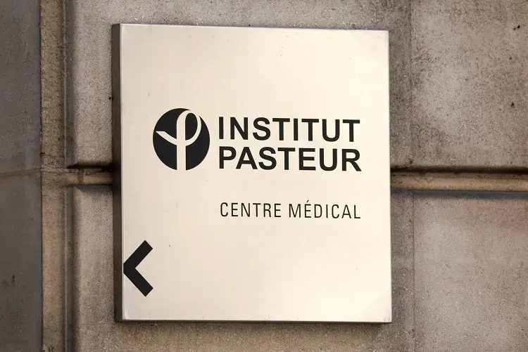 France withdraws pesto sauce brand after likely cases of botulism