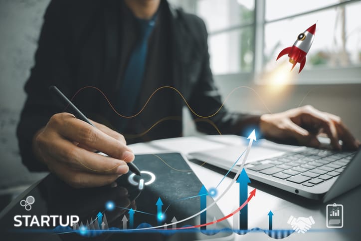 Building Bridges: How AZUR SEZ is Partnering with Tech Incubators to Empower the Next Generation of Startups