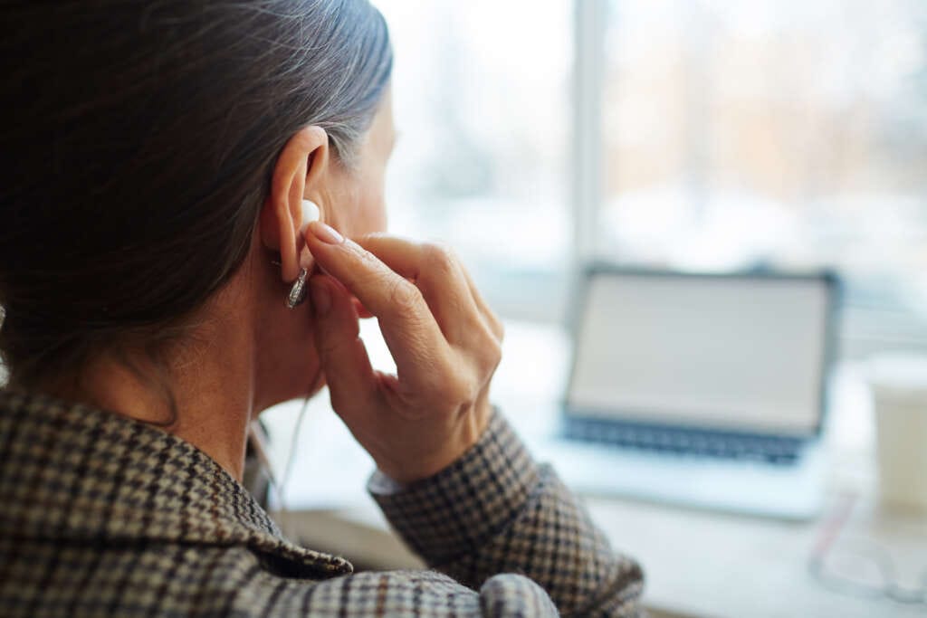 SHURE UNVEILS MV5C HOME OFFICE MICROPHONE DESIGNED FOR PROFESSIONALS WHO REQUIRE PRISTINE AUDIO