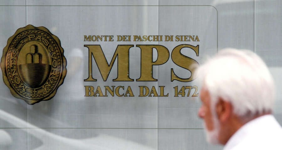 Monte dei Paschi to have underwriting consortium for share sale by Tuesday – source