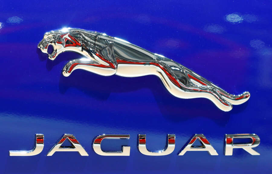 Jaguar Land Rover expects Q1 free cash flow of over $500 million